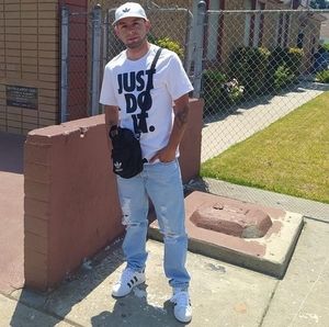 Meet your Posher, Andrés